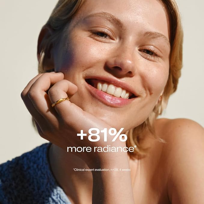 Lumene Nordic-C [Valo] Glow Boost Essence Serum for Face, Glow Up Vitamin C Serum with Hyaluronic Acid and Antioxidants, Enhancing Skin Hydration, 1 fl oz