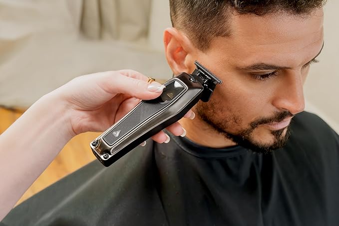 Andis 562703 Recon Professional Beard & Hair Cordless Trimmer, DLC T-Blade, USB-C Charging with Premium Charge Stand, Black