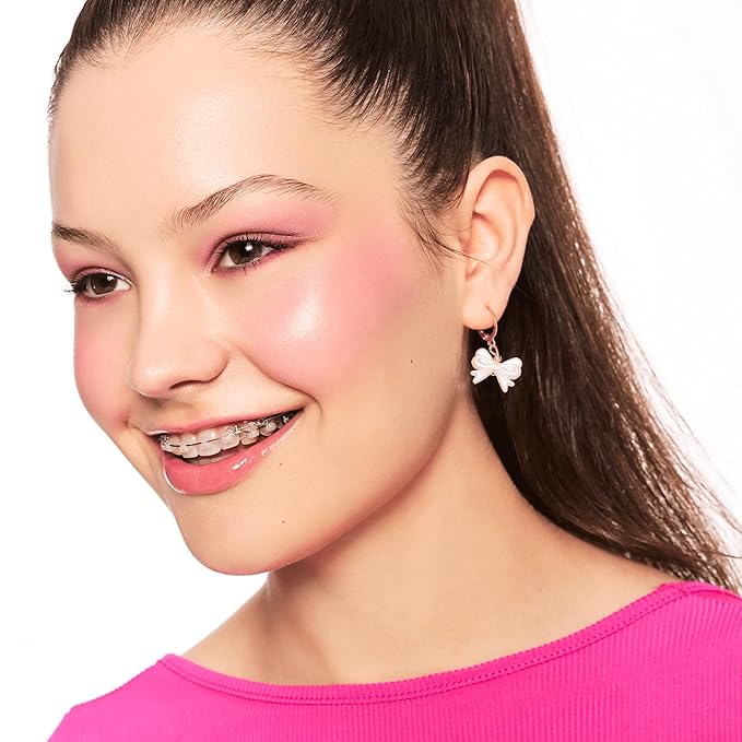 essence | Baby Got Blush Stick | Easy to Apply & Blend Pigmented Cream Blush Stick | Vegan & Cruelty Free | Free From Gluten, Parabens, Preservatives, & Microplastic Particles